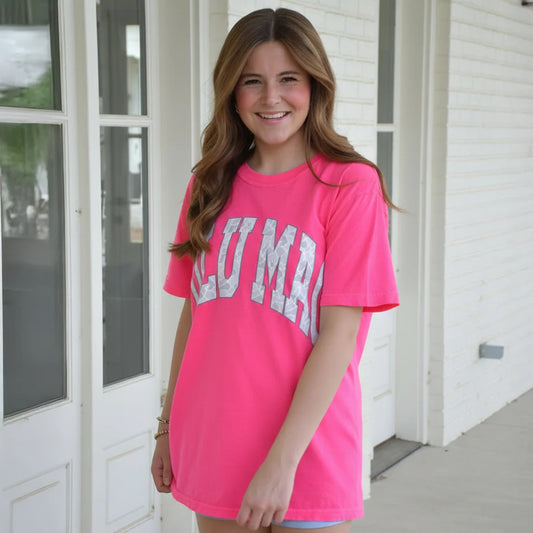 LM-CM-1000 Camo Adult Neon Pink Comfort Colors Tee
